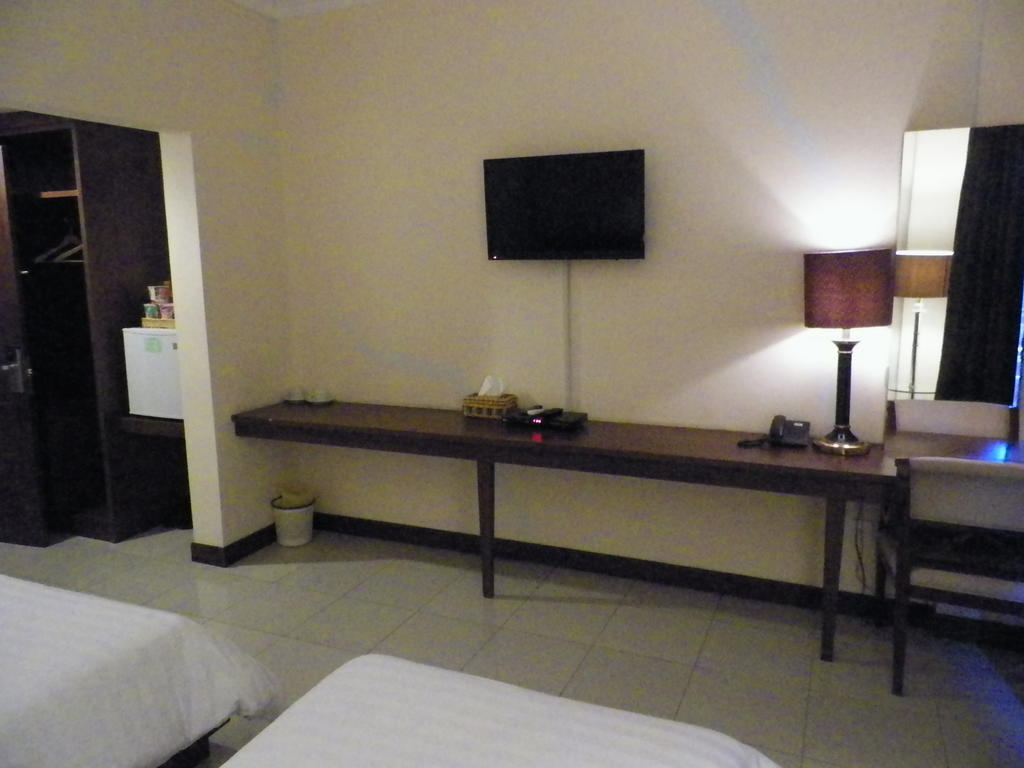 Excellent Seven Boutique Hotel Бандунг Номер фото