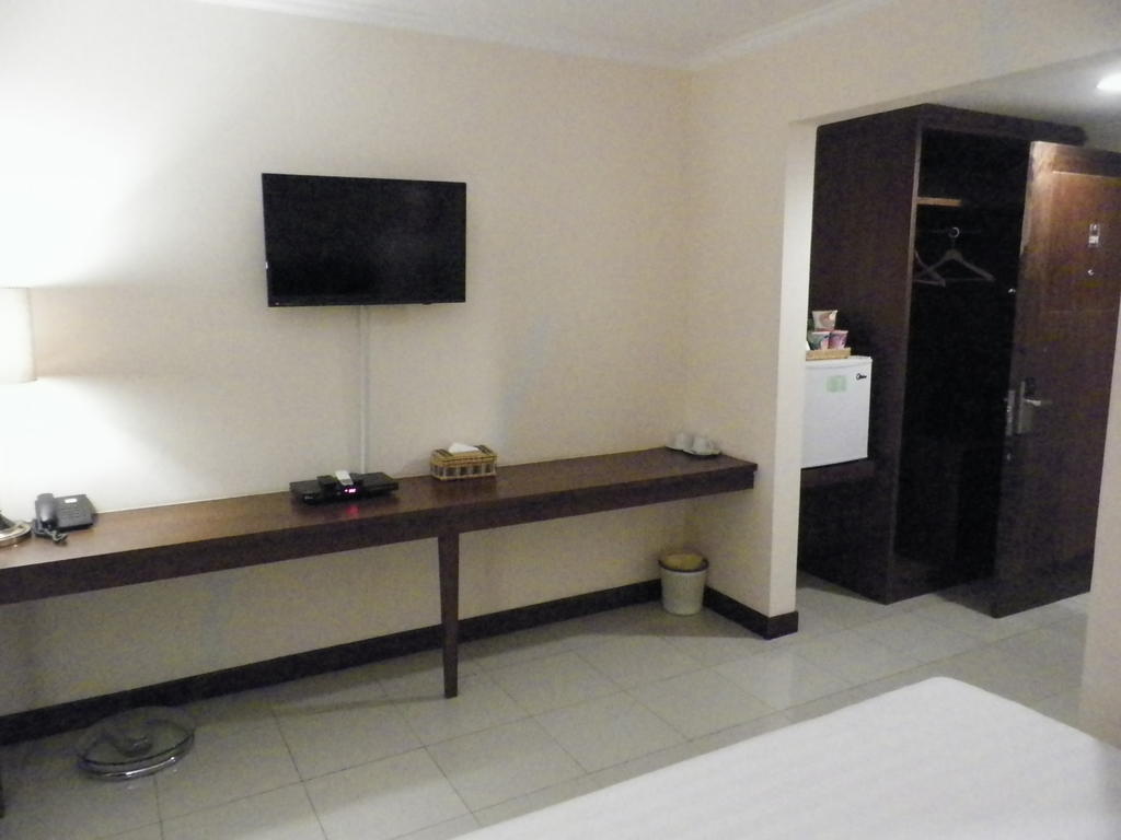 Excellent Seven Boutique Hotel Бандунг Номер фото